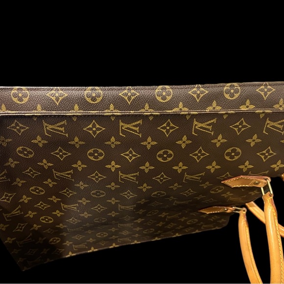 LOUIS VUITTON Sac Plat Tote - Picture 3 of 12